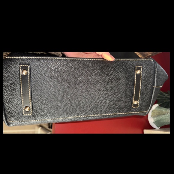 Dooney & Bourke Black Leather Tammy Tote: R1312BB - Picture 13 of 13